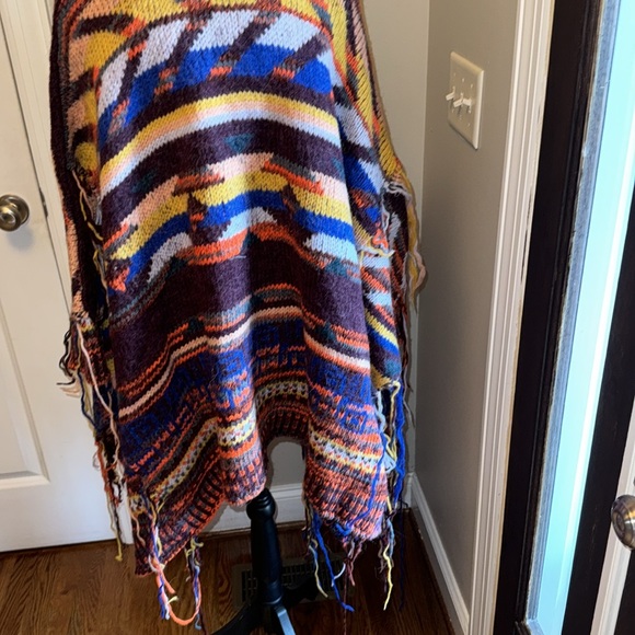 Free People sweater - Picture 2 of 4